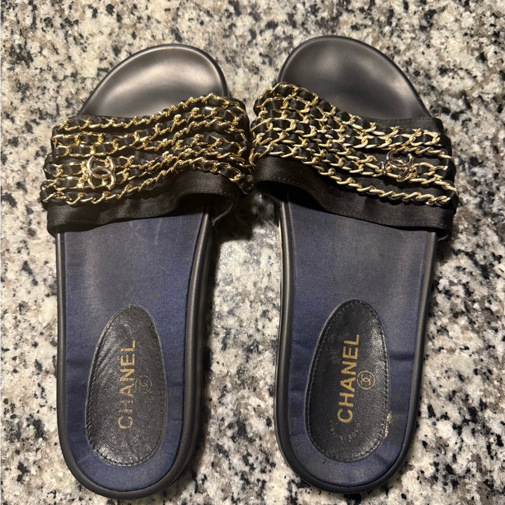 CHANEL Black Sandals with Gold Chain Design